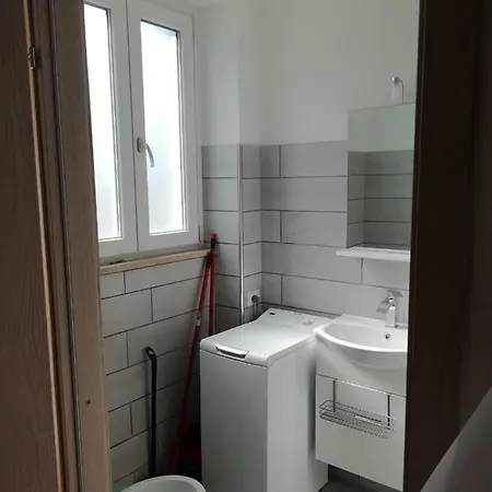 Giuliana Stanze Con Bagno Interno In A 350 Mt Libera Lido Delle Sirene 2*
